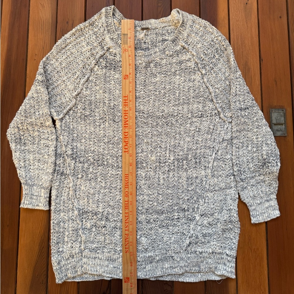 Free People Cream and Gray cable knit sweater sz M